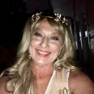 Meet your Posher, Cathy